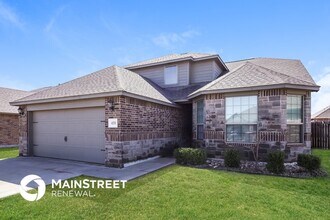 420 E Mobile Terrace in Mustang, OK - Building Photo - Building Photo