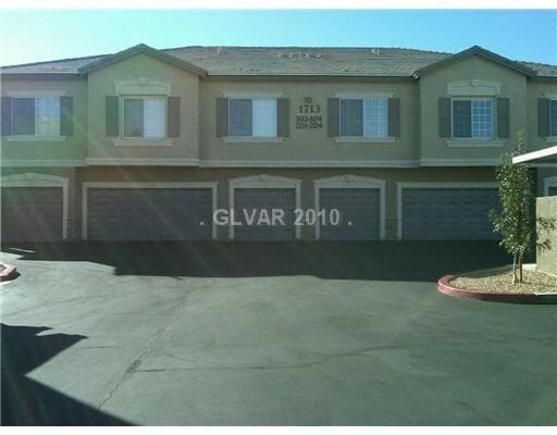 1713 Queen Victoria St in Las Vegas, NV - Building Photo - Building Photo