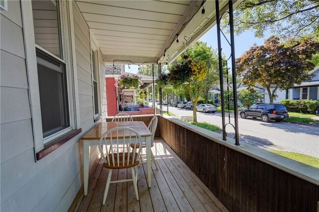 437 Caroline St in Rochester, NY - Building Photo - Building Photo