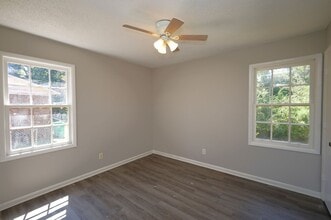 612 Scott Dr in Valdosta, GA - Building Photo - Building Photo