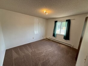 1225 Wyoming Ave, Unit #2 in Cody, WY - Building Photo - Building Photo