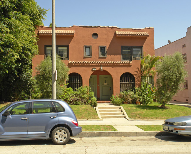 1406-1408 N Formosa Ave in Los Angeles, CA - Building Photo - Building Photo