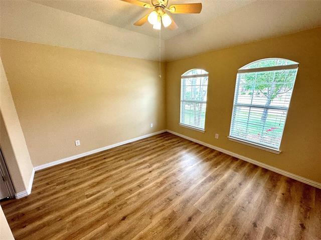 221 Creekwood Dr in Princeton, TX - Building Photo - Building Photo