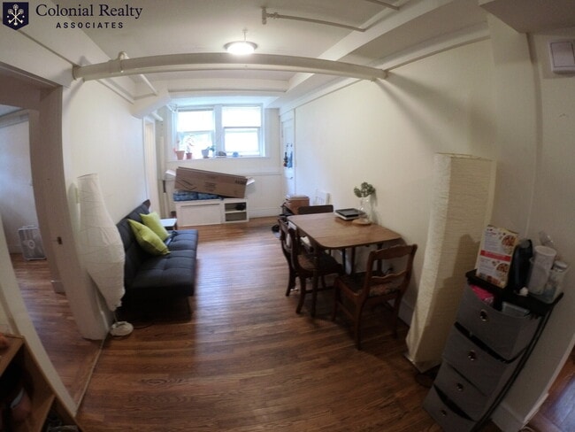 241 Freeman St in Brookline, MA - Building Photo - Building Photo