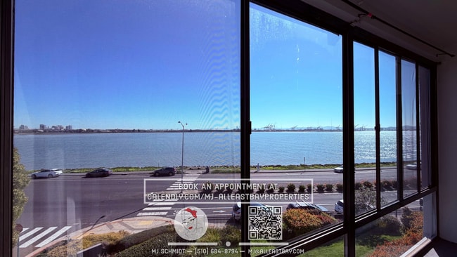 property at 3 Admiral Dr