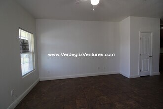 8129 Tanner Ave in Fort Worth, TX - Building Photo - Building Photo