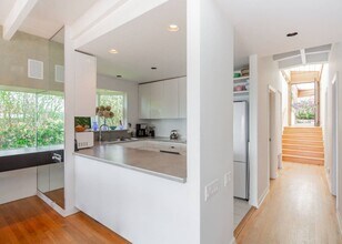 38 Oceanview Dr in Southampton, NY - Building Photo - Building Photo