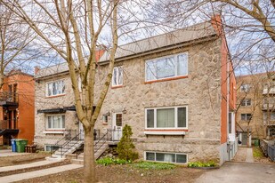 2931 Lacombe Av in Montréal, QC - Building Photo
