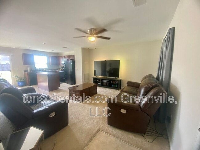 4 Tattershall Rd in Greenville, SC - Building Photo - Building Photo