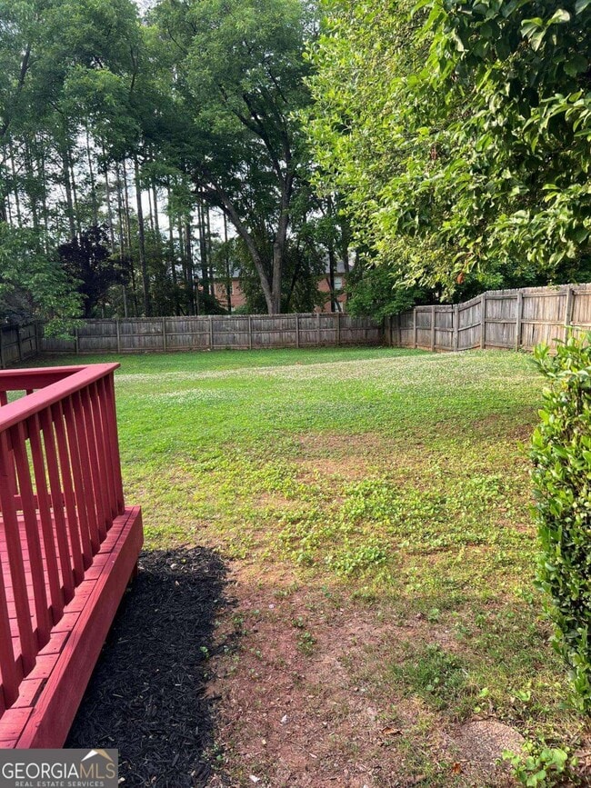 1020 Olde Roswell Grove