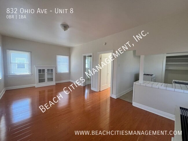 property at 832 Ohio Ave