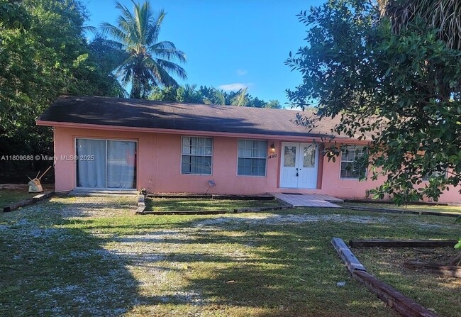 property at 14910 S River Dr