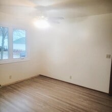 45W005 Berner Rd in Hampshire, IL - Building Photo - Building Photo