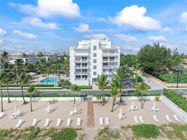 170 N Ocean Blvd in Palm Beach, FL - Building Photo - Building Photo