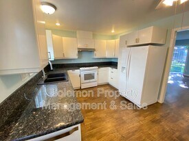 3800 Jefferson St in Carlsbad, CA - Building Photo