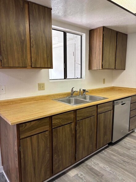 5175 E Waverly Dr in Palm Springs, CA - Building Photo - Building Photo
