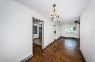 618 40th Ave N in St. Petersburg, FL - Building Photo - Building Photo
