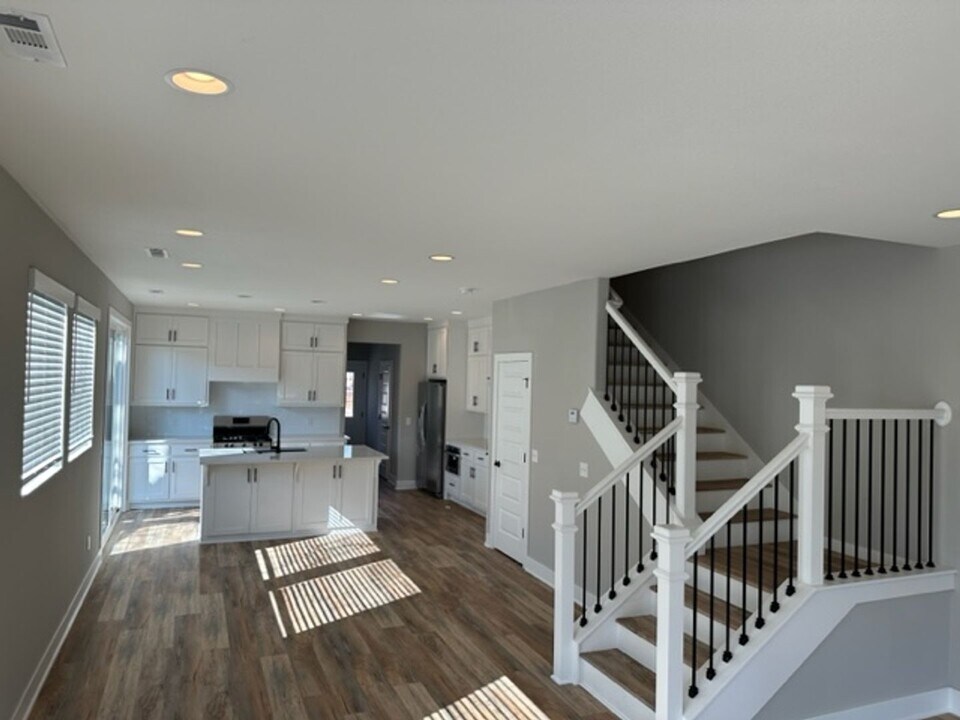 124 W Spring St in Fayetteville, AR - Building Photo