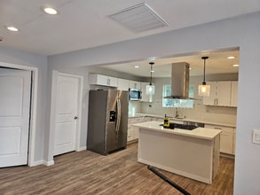 9805 P St in Live Oak, CA - Foto de edificio - Building Photo