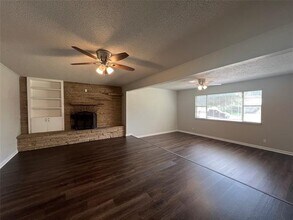 1431 Eastview Dr in Weatherford, TX - Building Photo - Building Photo