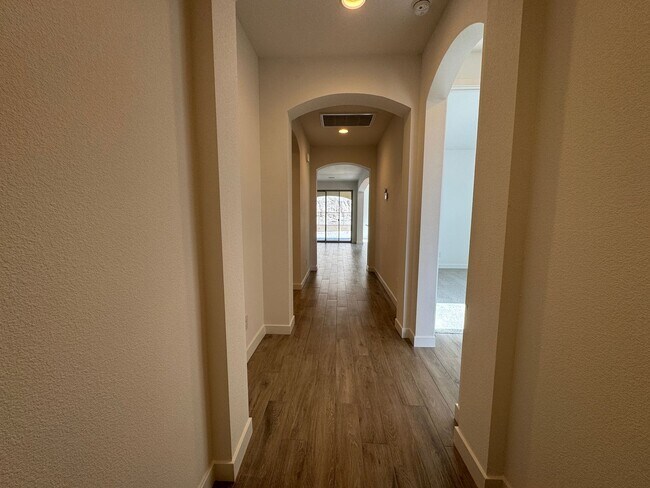 3295 Blacksmith Way in Bullhead City, AZ - Building Photo - Building Photo