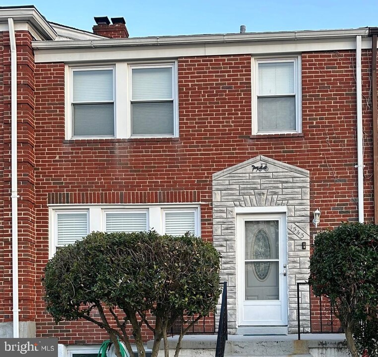 1543 E 36th St in Baltimore, MD - Foto de edificio