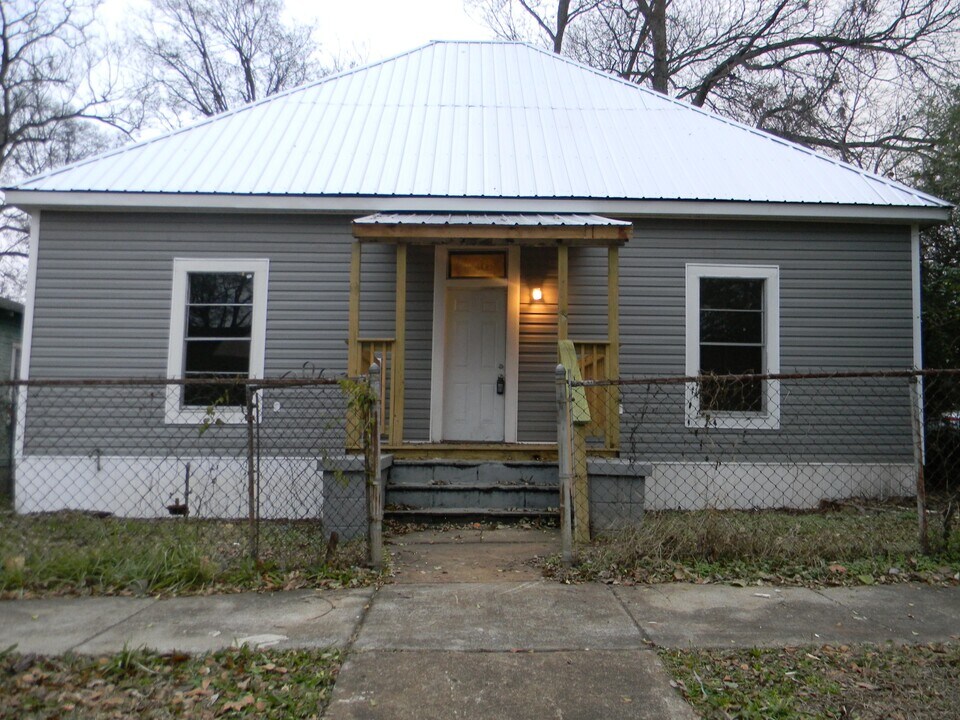 1019 Appalachee St in Birmingham, AL - Building Photo