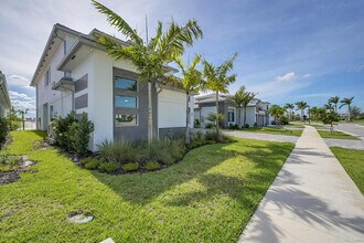 9979 Migration Pt in Palm Beach Gardens, FL - Building Photo - Building Photo