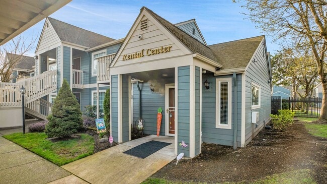 BROOK HOLLOW APARTMENTS in Salem, OR - Building Photo - Building Photo