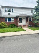 412 Commercial Ave, Unit 2 in Cliffside Park, NJ - Building Photo