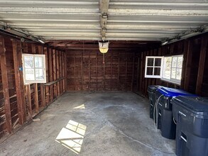 1475 W Duchesne Dr in Florissant, MO - Building Photo - Building Photo