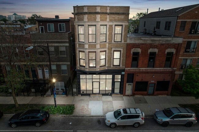 property at 2445 W Harrison St