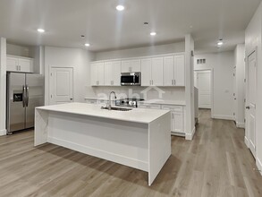 10492 Bar Hbr St in Las Vegas, NV - Building Photo - Building Photo