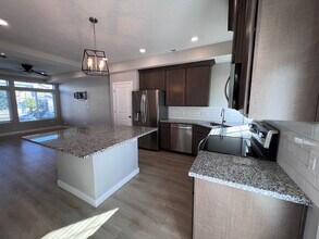 137 E Brushy Canyon St in Saratoga Springs, UT - Building Photo - Building Photo