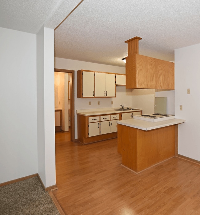Aspen Apartments in Hudson, WI - Foto de edificio - Building Photo