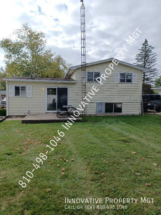 8366 Cappy Ln in Swartz Creek, MI - Building Photo - Building Photo