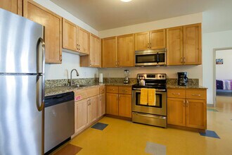 Wesley House in Berkeley, CA - Building Photo - Building Photo