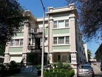 249 N Euclid Ave in Pasadena, CA - Foto de edificio - Building Photo