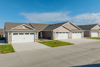 Redwood Bennington in Bennington, NE - Building Photo - Building Photo