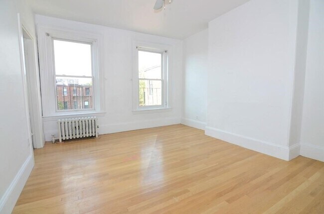 234 W Canton St, Unit 3