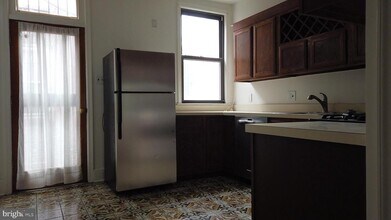 604 9th St NE in Washington, DC - Building Photo - Building Photo