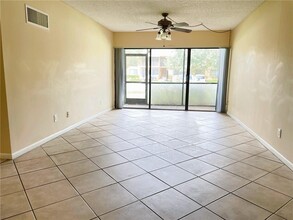 5855 Washington St, Unit 91 in Hollywood, FL - Foto de edificio - Building Photo