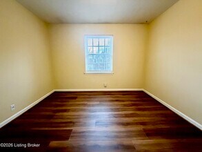 2214 Sherwood Ave in Louisville, KY - Building Photo - Building Photo