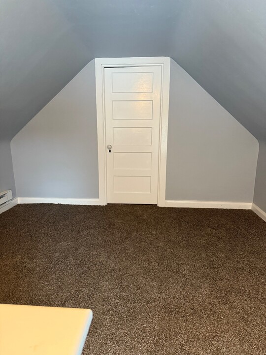 21 S Main St in Harrison Township, NJ - Building Photo