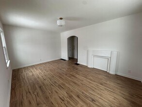 657 E Moler St in Columbus, OH - Building Photo - Building Photo