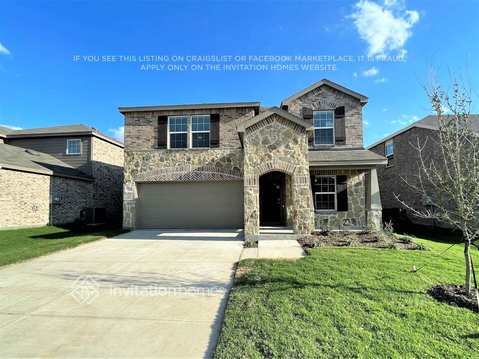 1223 Autumn Mist Ln in Forney, TX - Building Photo