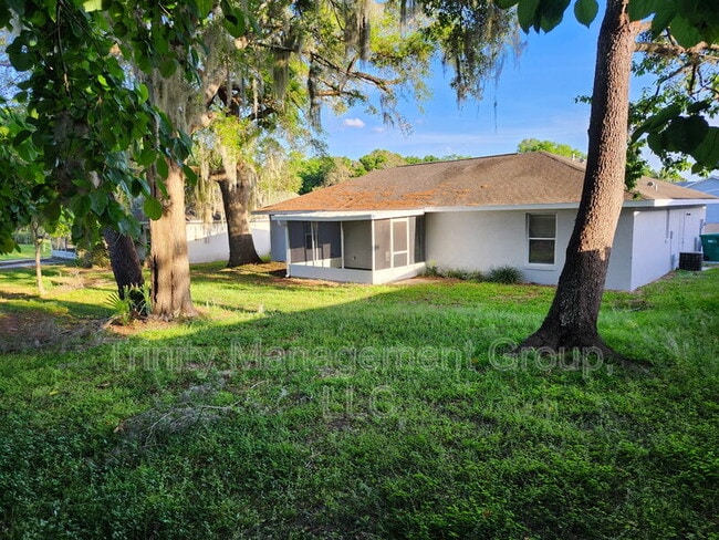 9095 E China Grove Ln in Inverness, FL - Building Photo - Building Photo