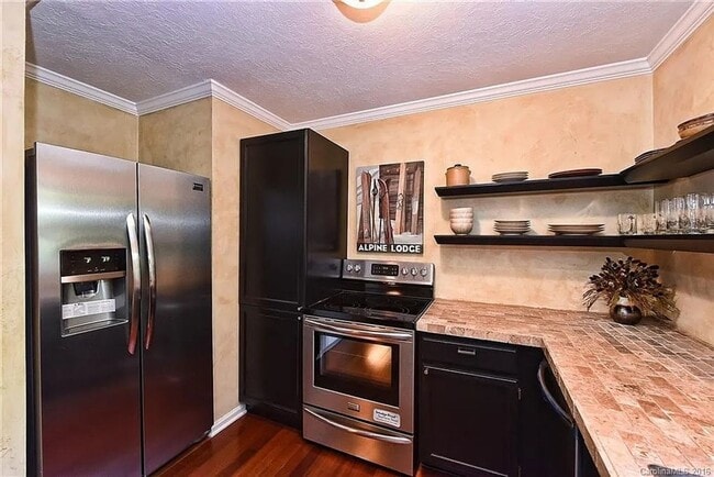 3300 Selwyn Farms Ln in Charlotte, NC - Building Photo - Building Photo