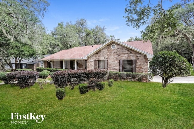 property at 2229 Bluff Oak St