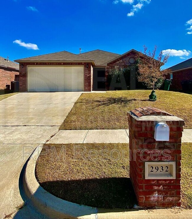 2932 Cider Mill Ln in Yukon, OK - Building Photo - Building Photo